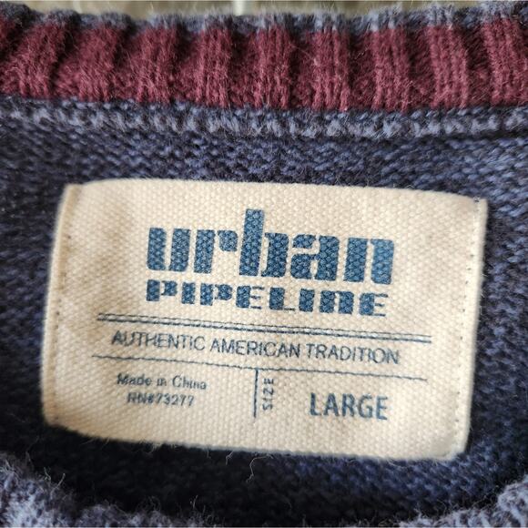 Navy Houndstooth Urban Pipeline Mens Long Sleeved Large Sweater. - Picture 3 of 3